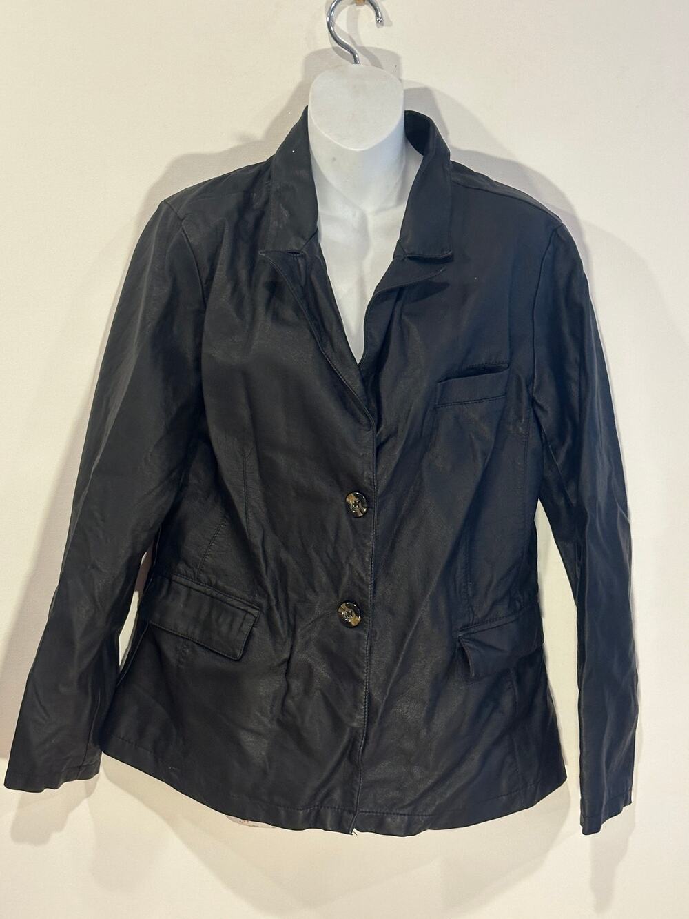 Urban Republic Black Faux Leather Blazer Jacket Tortoise Buttons Womens L